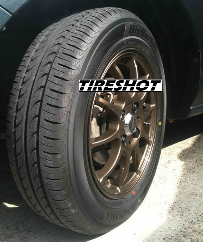 Tire Yokohama BluEarth AE-01